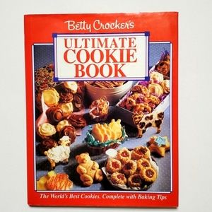 Betty Crocker's Ultimate Cookie Book Hard Cover 100s of Cookie Recipes